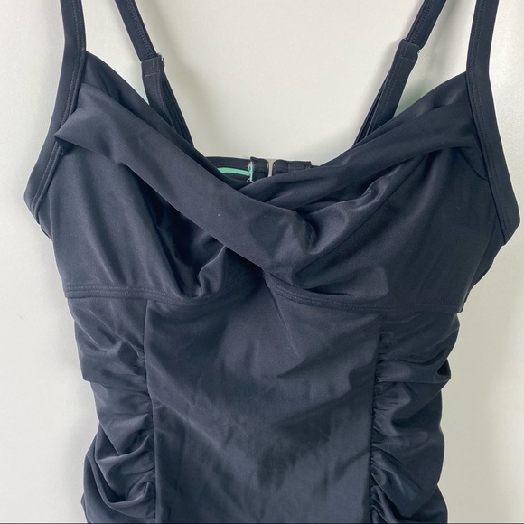 ATHLETA Black Twister Swimsuit! One Piece 36 B/C - Picture 5 of 13
